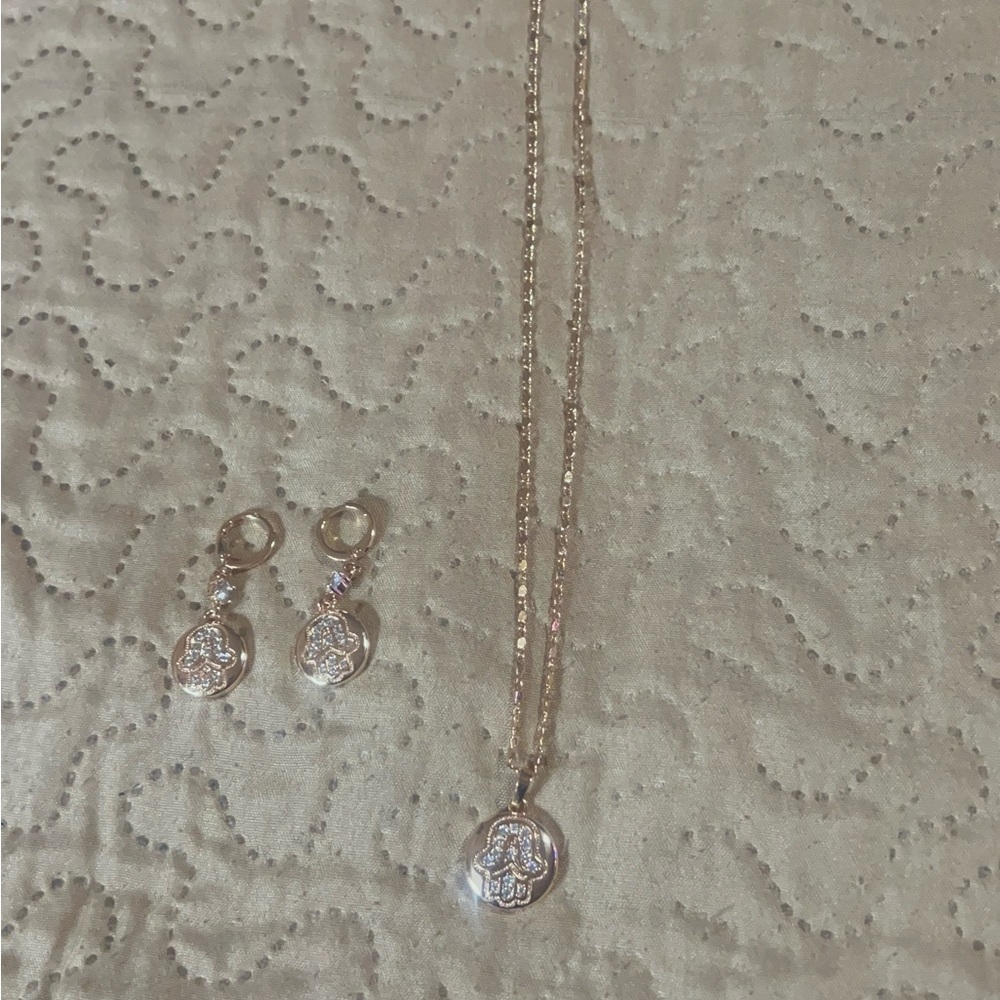 Fashion jewelry